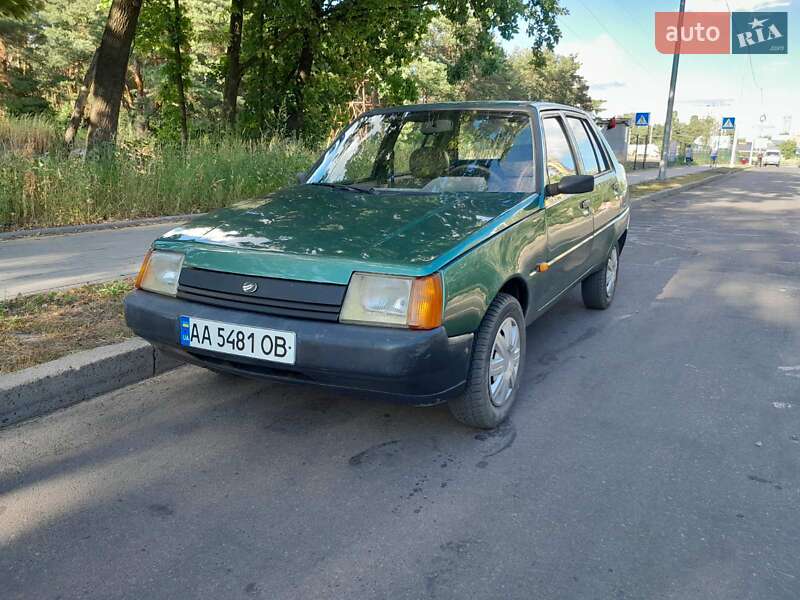 Лифтбек ЗАЗ 1103 Славута 2007 в Киеве