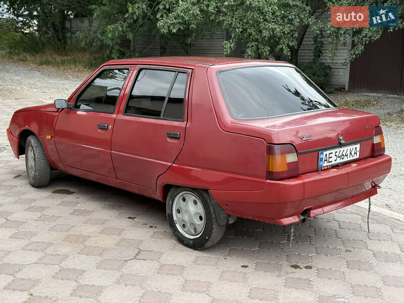 Ліфтбек ЗАЗ 1103 Славута 2006 в Дніпрі