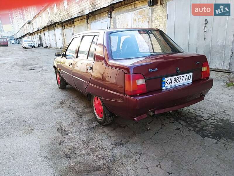 Лифтбек ЗАЗ 1103 Славута 2009 в Киеве