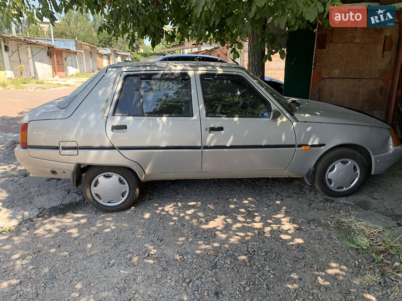 ЗАЗ 1103 Славута 2006