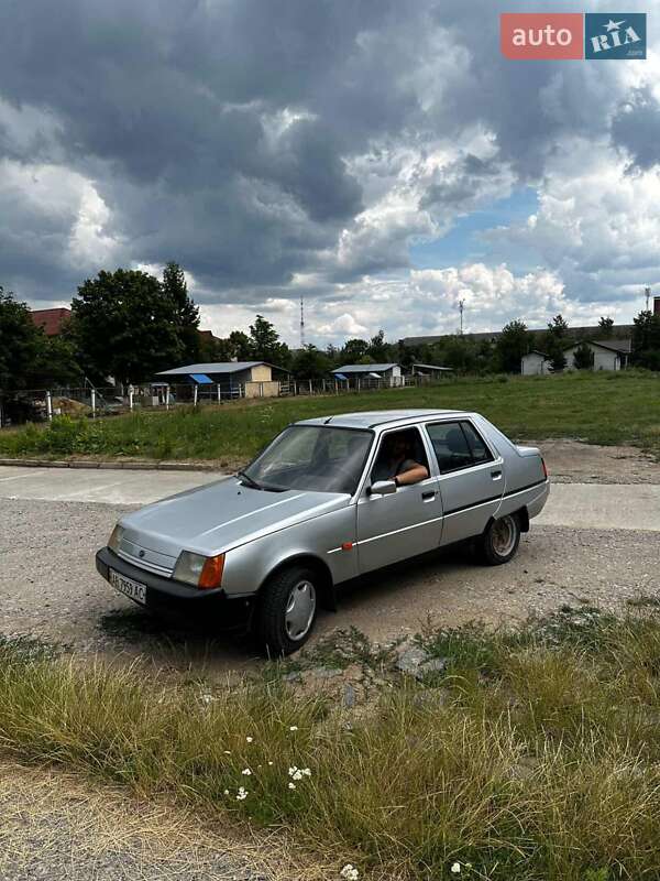 ЗАЗ 1103 Славута 2005 ЗАЗ 1103 Славута 2005