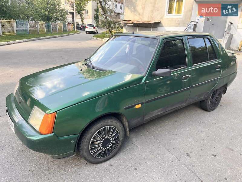 Лифтбек ЗАЗ 1103 Славута 2003 в Харькове фото 2 Лифтбек ЗАЗ 1103 Славута 2003 в Харькове