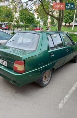 Лифтбек ЗАЗ 1103 Славута 2002 в 