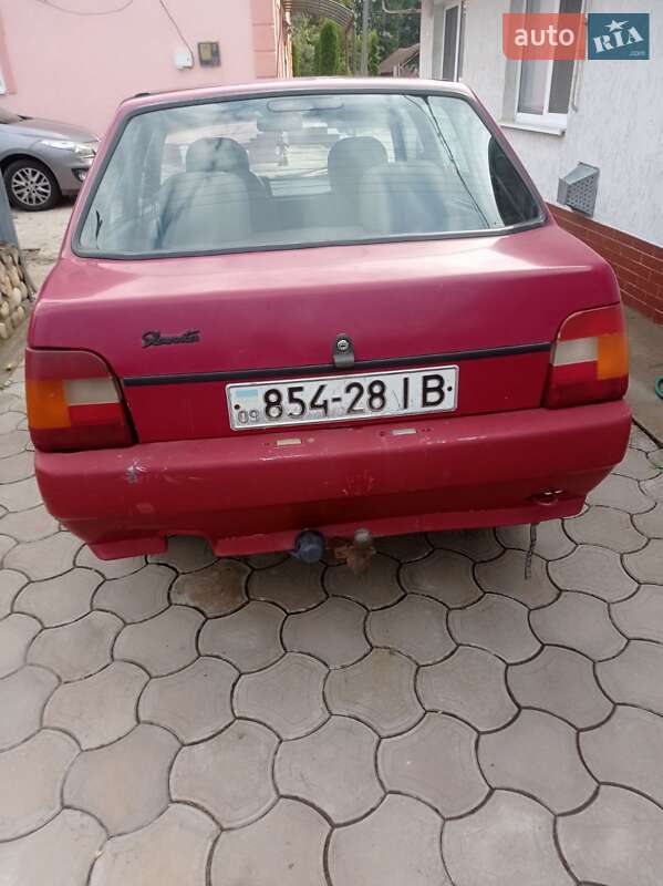 Ліфтбек ЗАЗ 1103 Славута 2003 в Коломиї