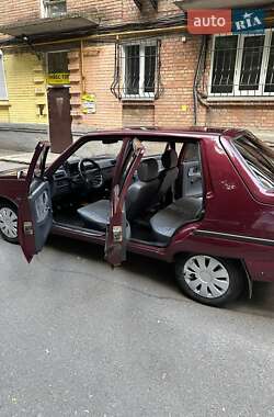 Лифтбек ЗАЗ 1103 Славута 2006 в 