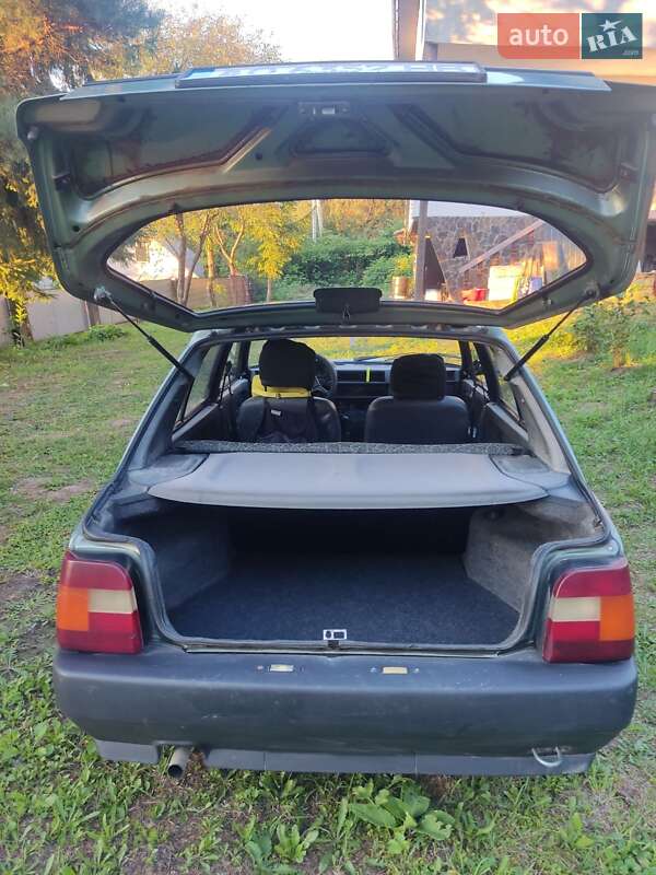 Ліфтбек ЗАЗ 1103 Славута 2005 в Хусті