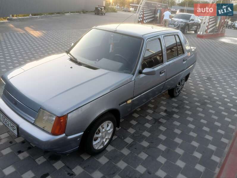 Лифтбек ЗАЗ 1103 Славута 2007 в Полтаве