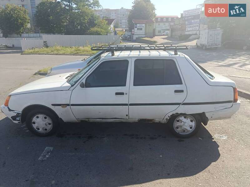 Ліфтбек ЗАЗ 1103 Славута 2010 в Львові