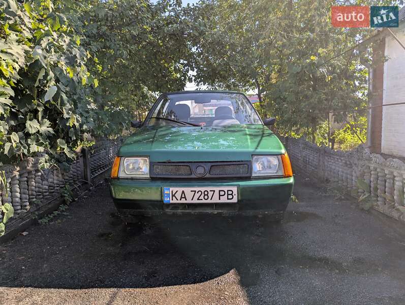 Лифтбек ЗАЗ 1103 Славута 2003 в Ракитном