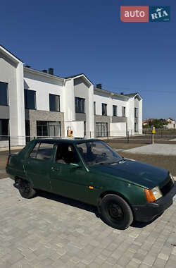Лифтбек ЗАЗ 1103 Славута 2003 в 
