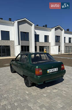 Лифтбек ЗАЗ 1103 Славута 2003 в 