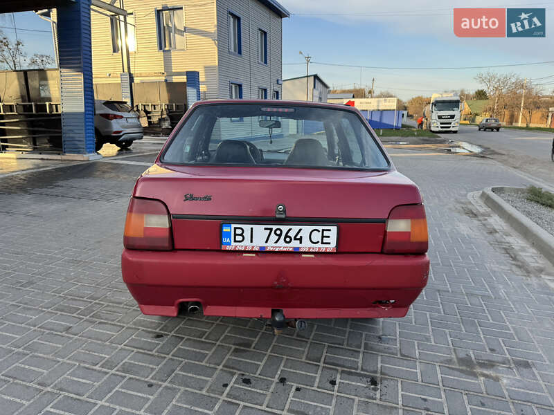 Лифтбек ЗАЗ 1103 Славута 2003 в Полтаве