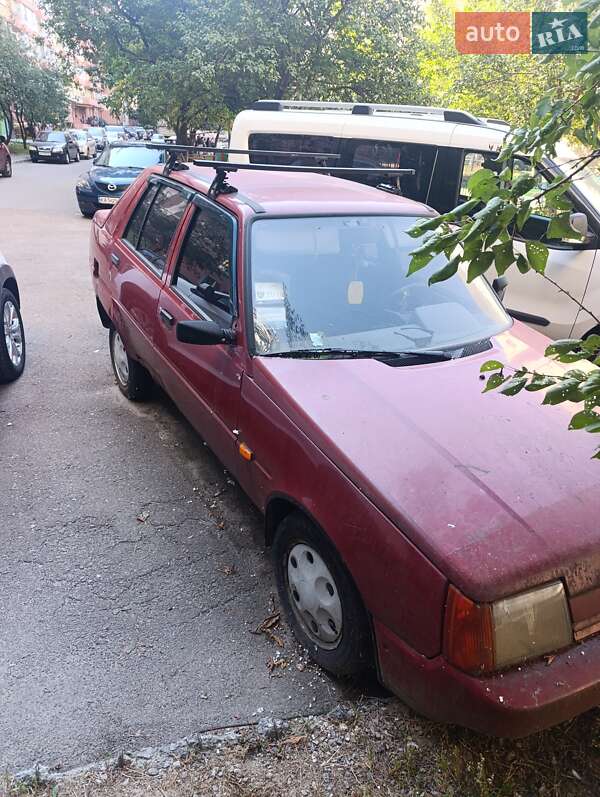 Лифтбек ЗАЗ 1103 Славута 2008 в Киеве