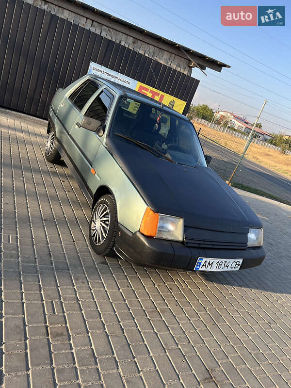 Ліфтбек ЗАЗ 1103 Славута 2004 в Одесі фото 2 Ліфтбек ЗАЗ 1103 Славута 2004 в Одесі