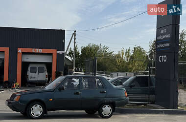 Лифтбек ЗАЗ 1103 Славута 2004 в 