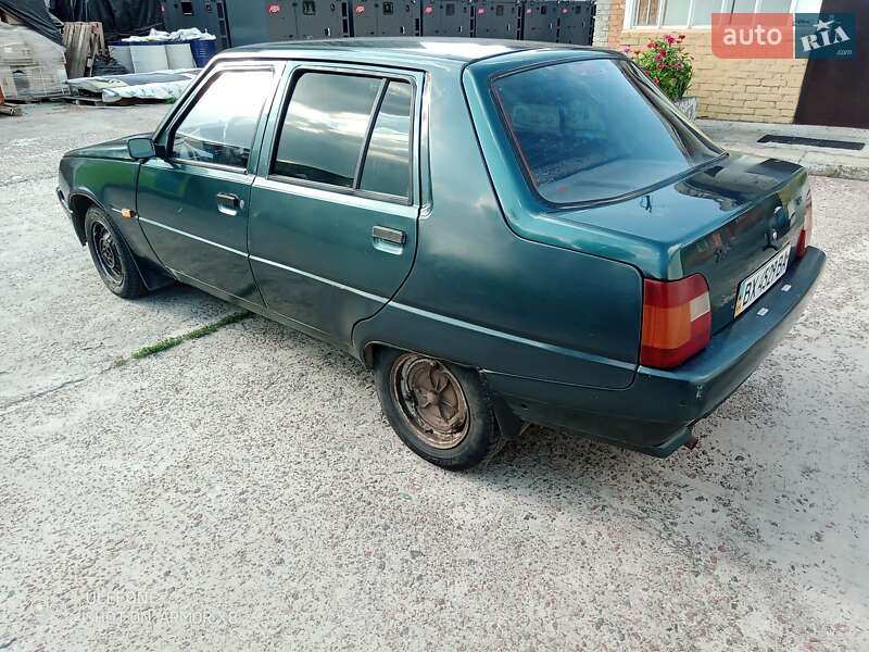 Лифтбек ЗАЗ 1103 Славута 2005 в Киеве фото 2 Лифтбек ЗАЗ 1103 Славута 2005 в Киеве