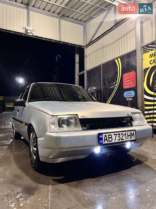 Ліфтбек ЗАЗ 1103 Славута 2004 в Жмеринці фото 5 Ліфтбек ЗАЗ 1103 Славута 2004 в Жмеринці