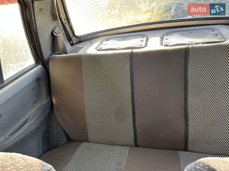 Лифтбек ЗАЗ 1103 Славута 2002 в Львове фото 15 Лифтбек ЗАЗ 1103 Славута 2002 в Львове