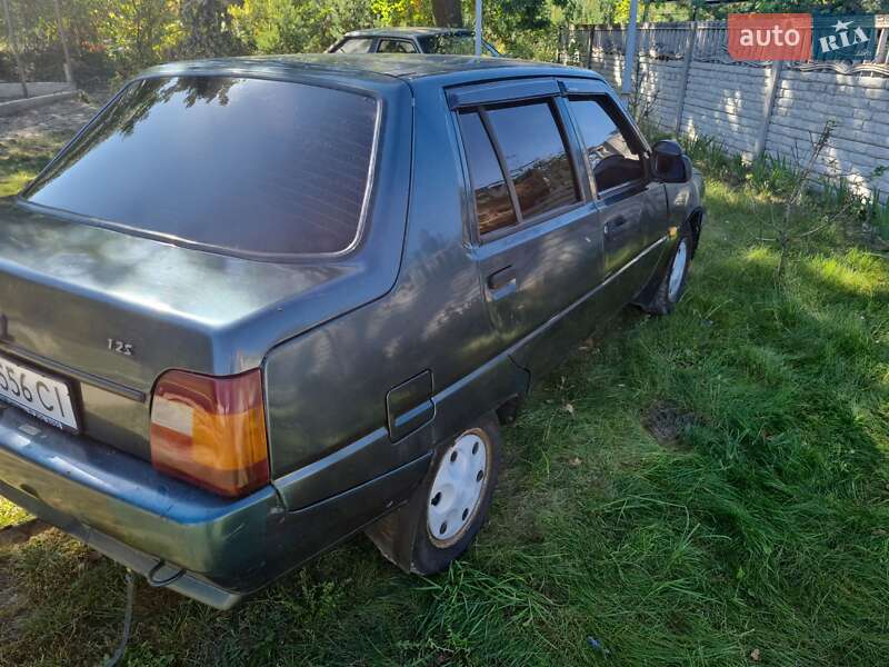 Лифтбек ЗАЗ 1103 Славута 2005 в Житомире