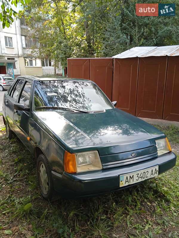 Ліфтбек ЗАЗ 1103 Славута 2004 в Житомирі