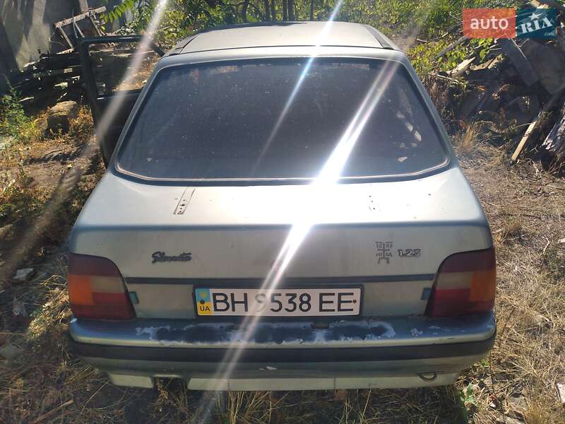 Лифтбек ЗАЗ 1103 Славута 2005 в Одессе