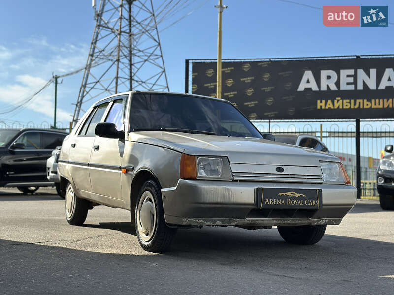 Лифтбек ЗАЗ 1103 Славута 2002 в Харькове фото 9 Лифтбек ЗАЗ 1103 Славута 2002 в Харькове