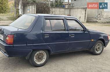 Лифтбек ЗАЗ 1103 Славута 2007 в 