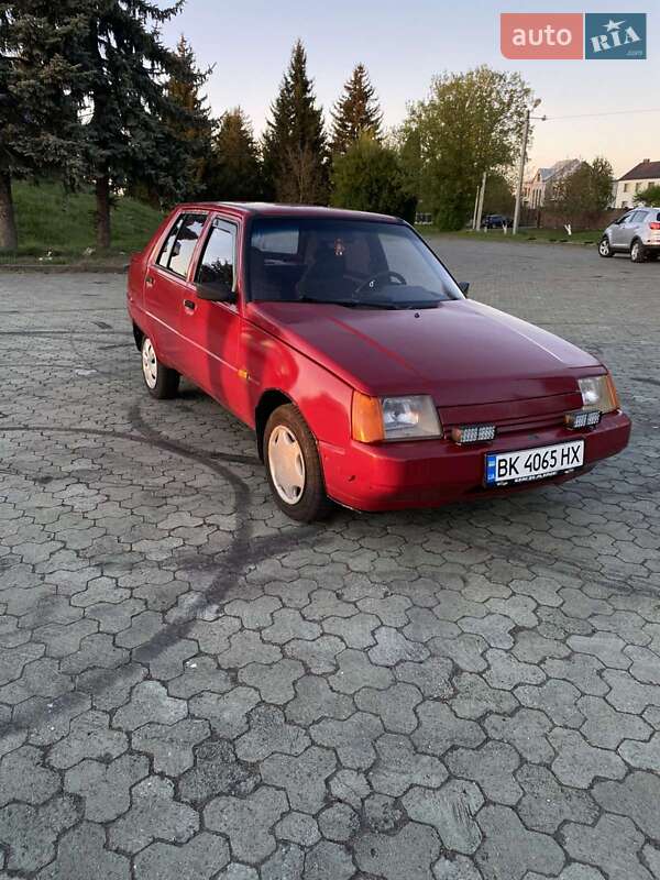 Ліфтбек ЗАЗ 1103 Славута 2006 в Дубні