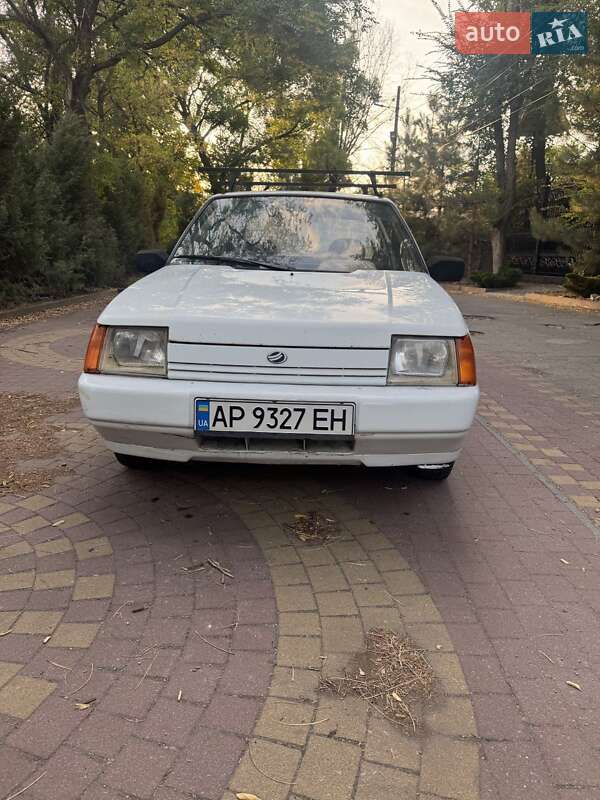 Лифтбек ЗАЗ 1103 Славута 2002 в Запорожье