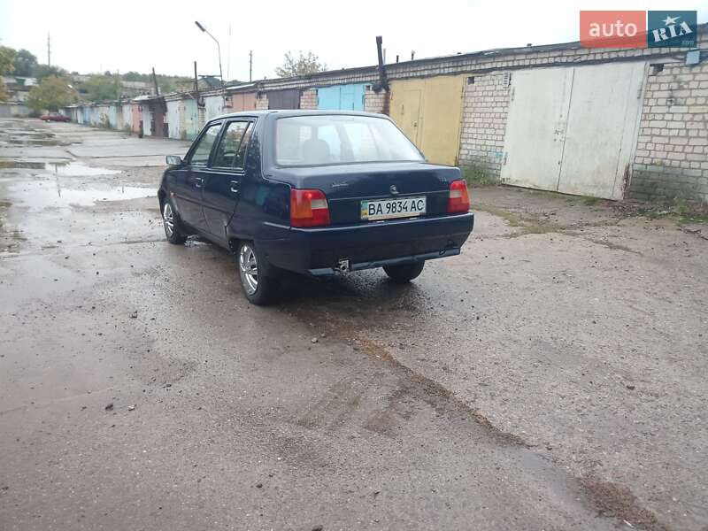 Лифтбек ЗАЗ 1103 Славута 2006 в Южноукраинске