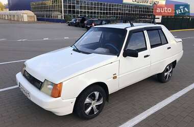 Лифтбек ЗАЗ 1103 Славута 2003 в Сумах