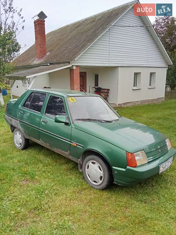Лифтбек ЗАЗ 1103 Славута 2002 в Калиновке фото 7 Лифтбек ЗАЗ 1103 Славута 2002 в Калиновке