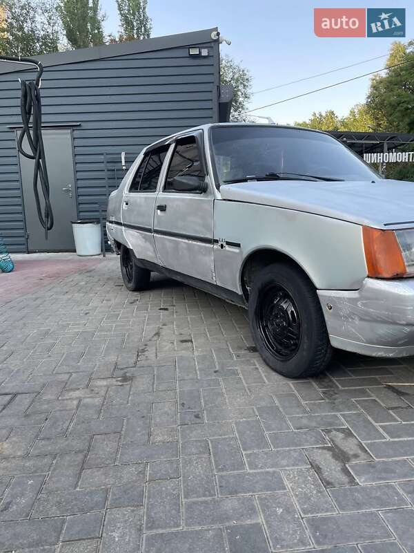 Ліфтбек ЗАЗ 1103 Славута 2003 в Запоріжжі