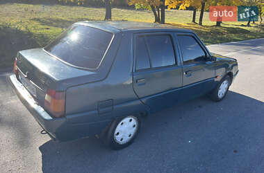 Лифтбек ЗАЗ 1103 Славута 2005 в 