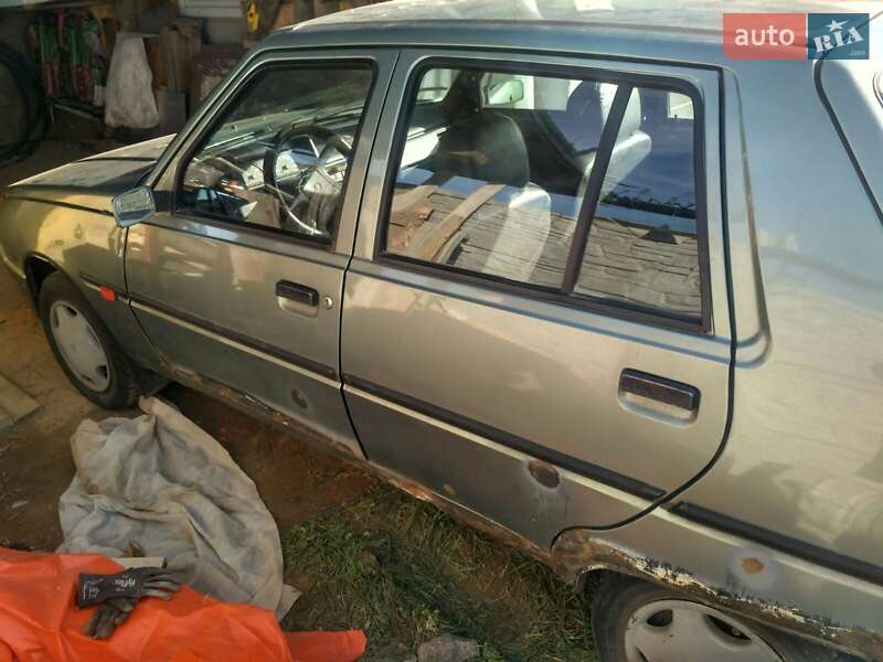Лифтбек ЗАЗ 1103 Славута 2007 в Виннице