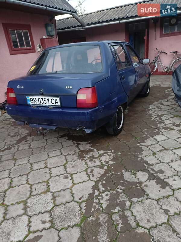 Лифтбек ЗАЗ 1103 Славута 2010 в Дубно