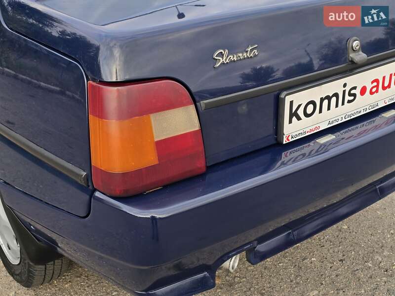 Лифтбек ЗАЗ 1103 Славута 2005 в Хмельницком