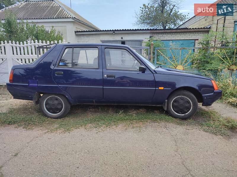 Лифтбек ЗАЗ 1103 Славута 2007 в Желтых Водах