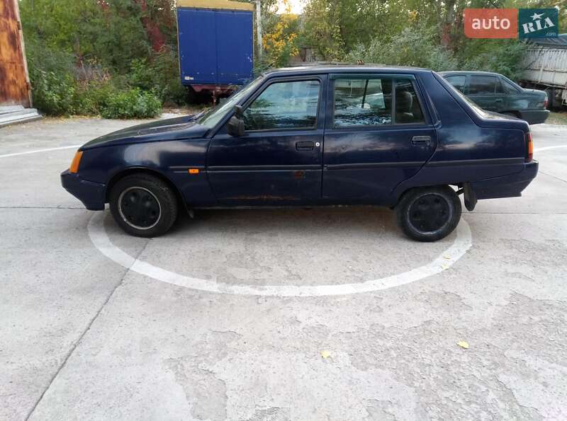 Ліфтбек ЗАЗ 1103 Славута 2006 в Запоріжжі