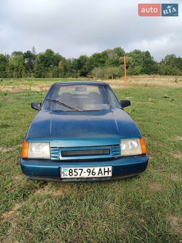 Лифтбек ЗАЗ 1103 Славута 2000 в Виннице