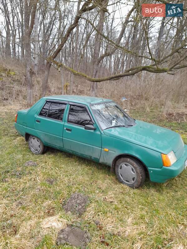 Лифтбек ЗАЗ 1103 Славута 2006 в Сутисках фото 8 Лифтбек ЗАЗ 1103 Славута 2006 в Сутисках
