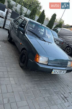 Лифтбек ЗАЗ 1103 Славута 2004 в Харькове