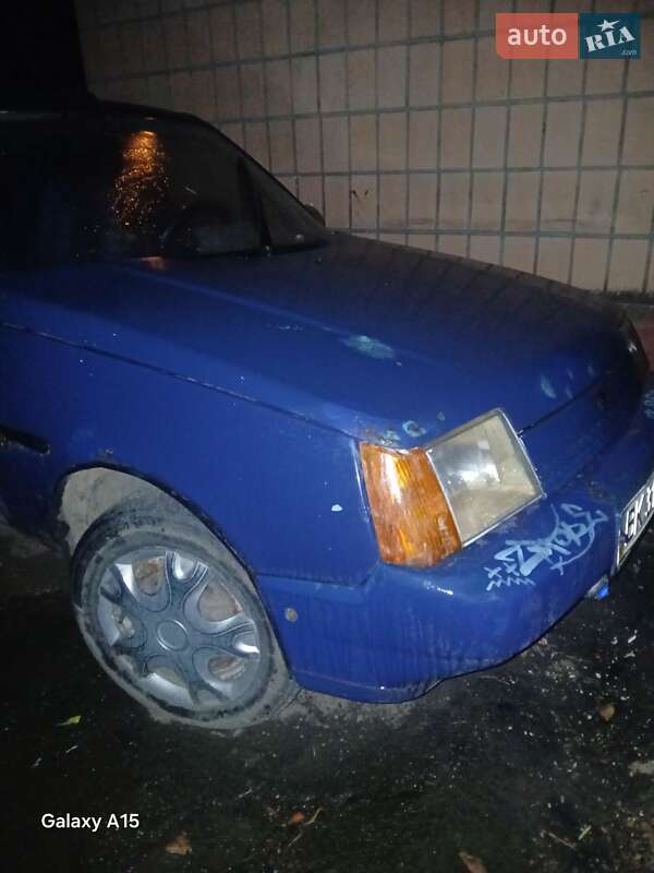 Лифтбек ЗАЗ 1103 Славута 2002 в Ровно фото Лифтбек ЗАЗ 1103 Славута 2002 в Ровно