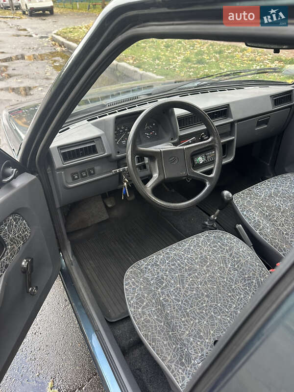 Лифтбек ЗАЗ 1103 Славута 2004 в Киеве фото 12 Лифтбек ЗАЗ 1103 Славута 2004 в Киеве