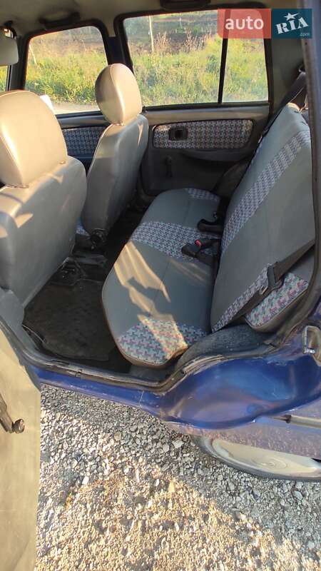 Лифтбек ЗАЗ 1103 Славута 2003 в Подволочиске