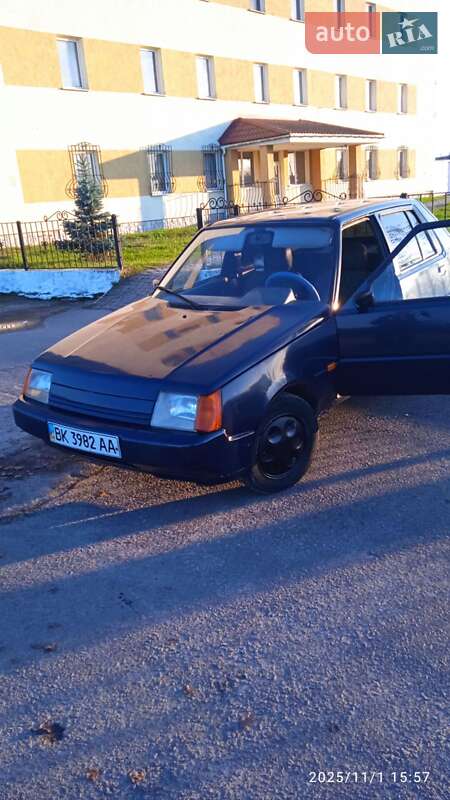 Лифтбек ЗАЗ 1103 Славута 2005 в Костополе фото 7 Лифтбек ЗАЗ 1103 Славута 2005 в Костополе