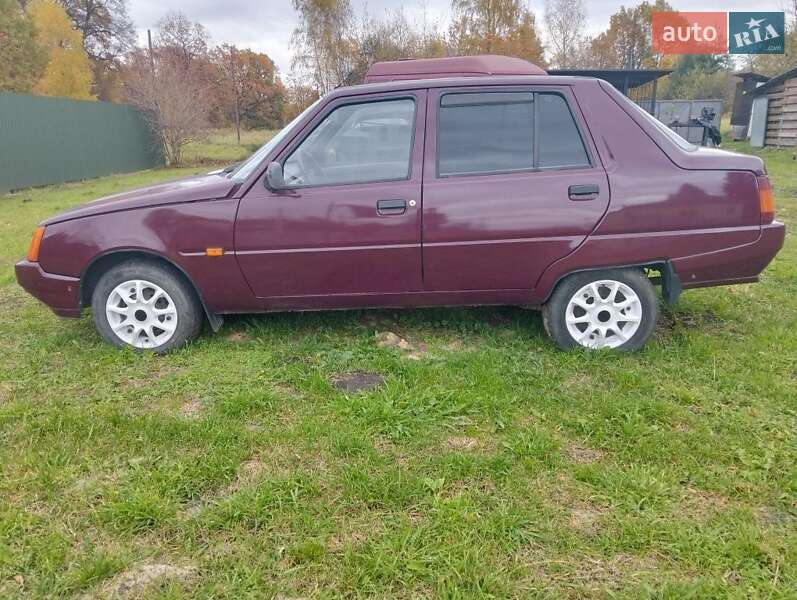 ЗАЗ 1103 Славута 2004