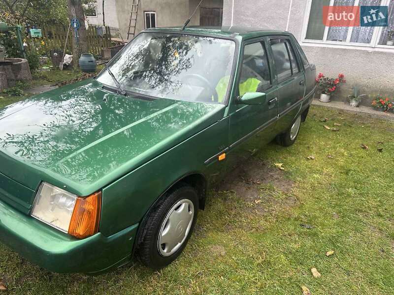 ЗАЗ 1103 Славута 2003