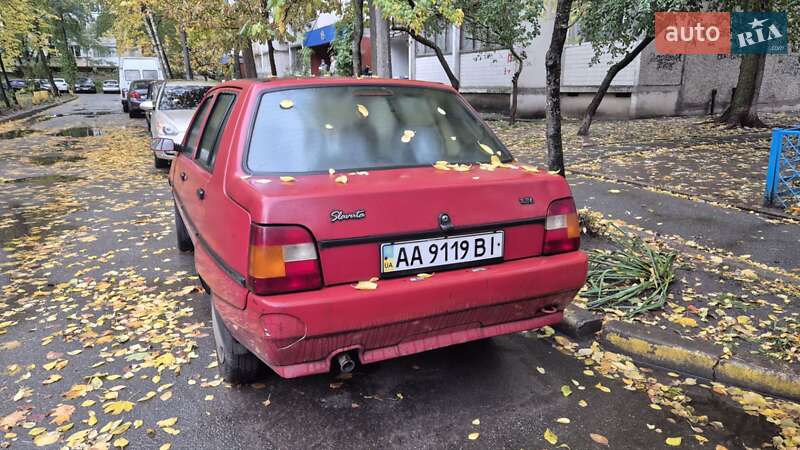 Лифтбек ЗАЗ 1103 Славута 2006 в Киеве