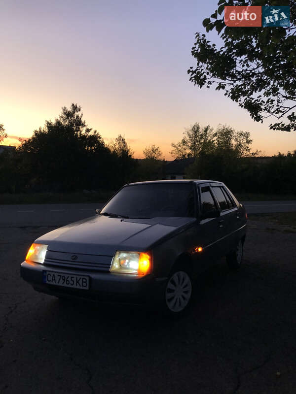Лифтбек ЗАЗ 1103 Славута 2006 в Новоархангельске фото 23 Лифтбек ЗАЗ 1103 Славута 2006 в Новоархангельске
